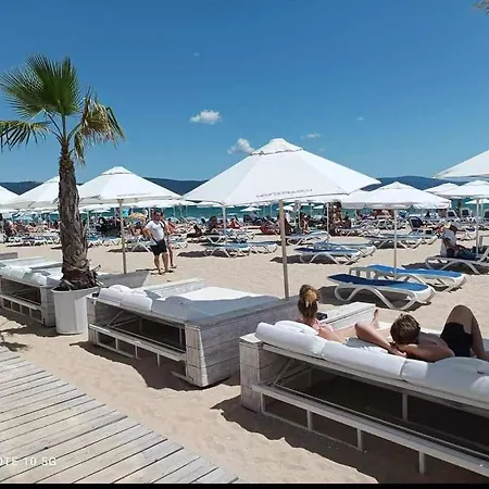 Rainbow 2 Complex Apartament