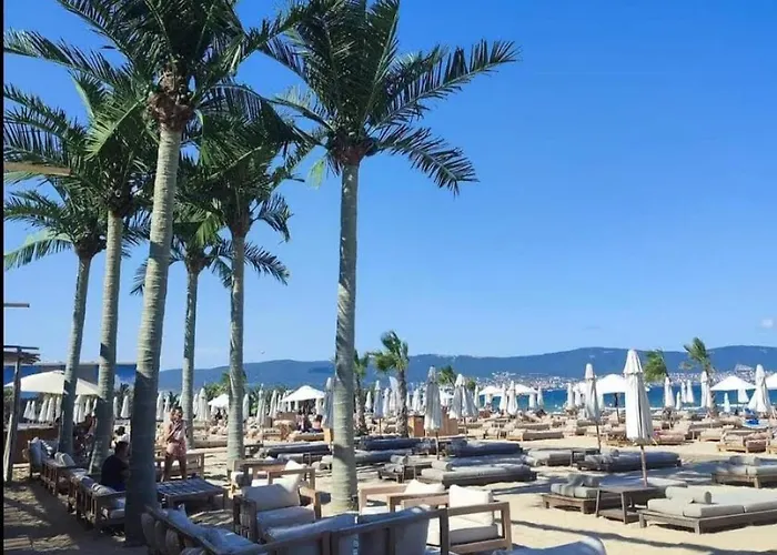 Rainbow 2 Complex Apartamento