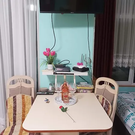 Rainbow 2 Complex Apartment 3*