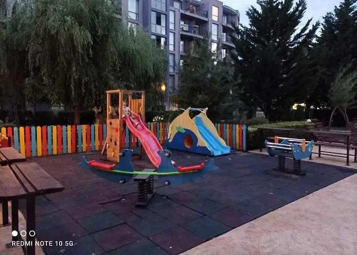 Rainbow 2 Complex Napospart